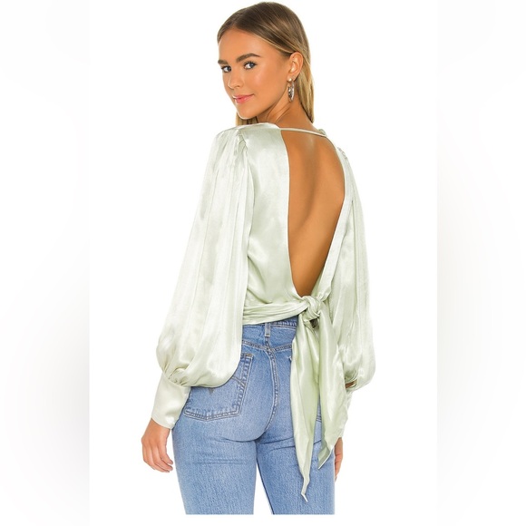 Bardot opal blouse- pistachio - Picture 1 of 9